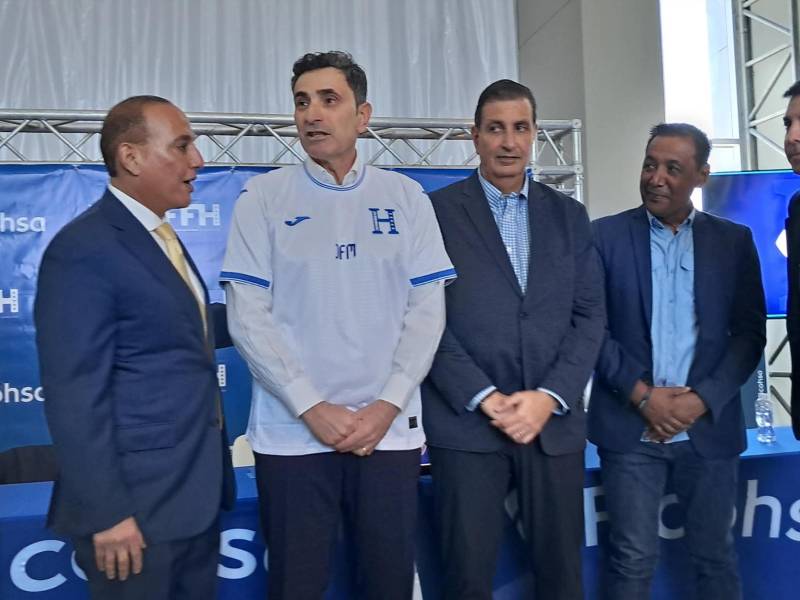 José Francisco Molina es presentado como nuevo técnico de la Selección de Honduras