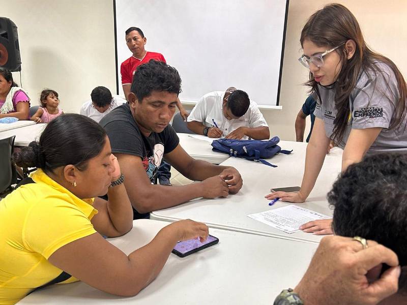 Las nuevas herramientas permitirán a los pescadores mejorar su producción y comercialización.