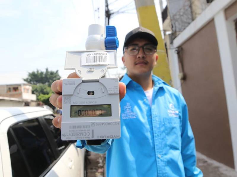La UMAPS instalará más de 1,400 micromedidores inteligentes en las colonias Las Colinas y El Hogar como parte del proyecto piloto.