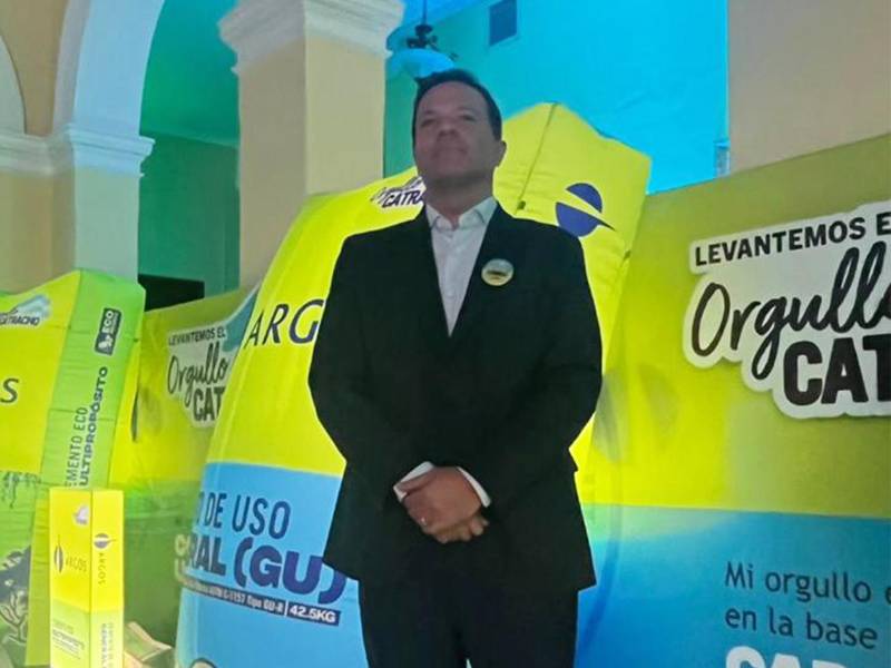 Luis Tovar, Director General de Cementos Argos Honduras, destacó que la nueva imagen refleja el propósito de construir con sostenibilidad y orgullo.
