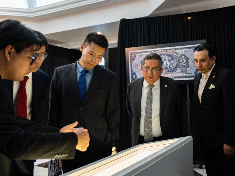 Representantes de instituciones y diferentes gremios participaron como invitados en el ciclo de conferencias “Perspectivas Económicas: Honduras 2026”,