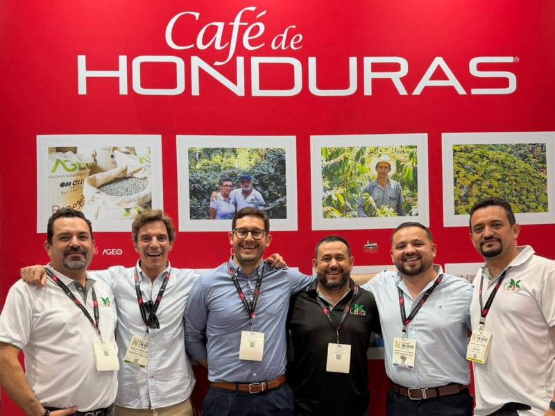 La participación nacional reafirma el compromiso con la calidad, sostenibilidad e innovación en la caficultura.