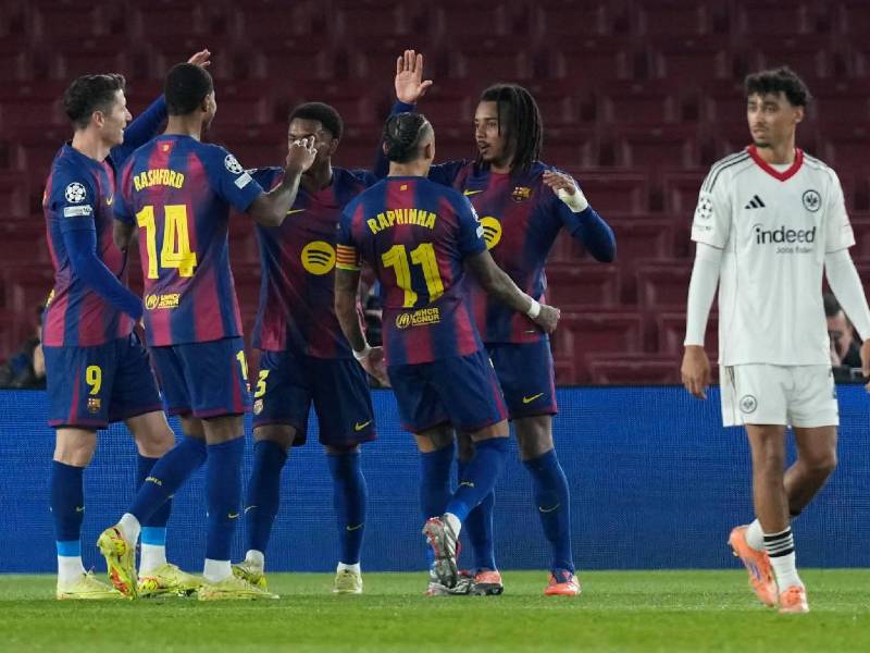 Imágenes del desarrollo del partido.