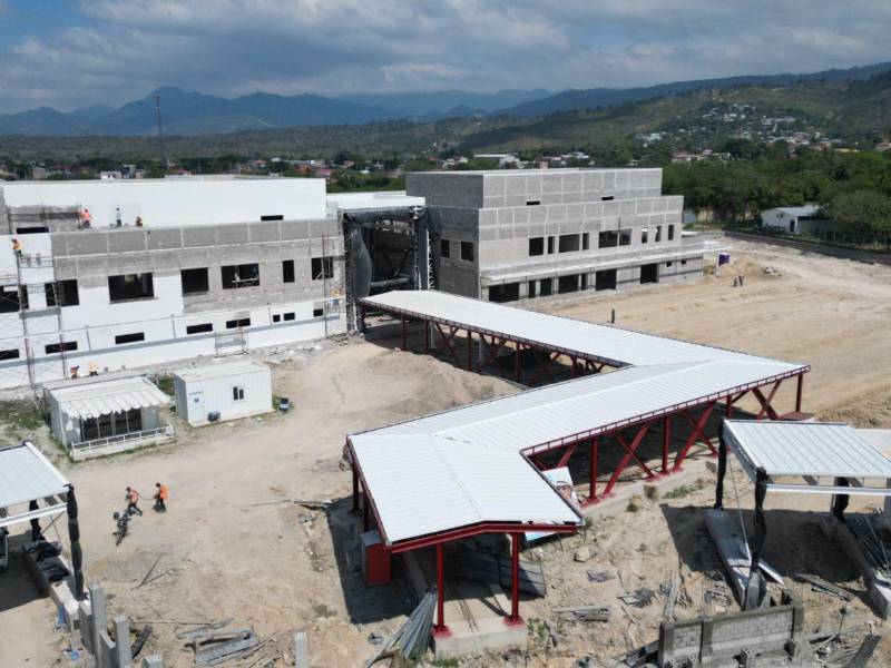 El hospital de Ocotepeque forma parte de los tres proyectos bajo investigación del TSC, que revisa contratos, ejecución de fondos y avance físico de las obras.