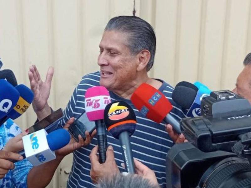 El periodista y exdiputado Esdras Amado López, propietario de Canal 36, señaló a la Corte Suprema por frenar el juicio contra excomisionados de Conatel.