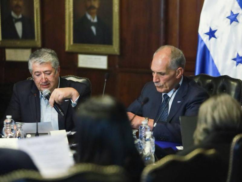 El Consejo de Ministros aprobó la reestructuración del aparato estatal como base para reformular el Presupuesto General 2026 antes de su envío al Congreso Nacional.