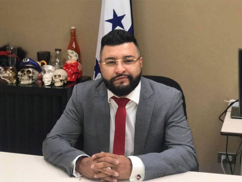 El cambio de medidas a favor del exjuez Marco Antonio Vallecillo se produjo tras un amparo concedido por la Sala de lo Constitucional.