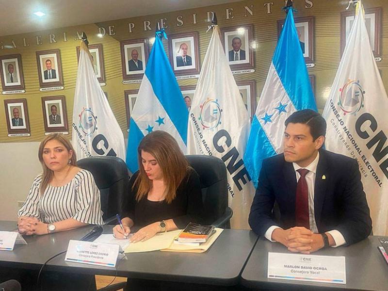 El pleno del Consejo Nacional Electoral aprobó por mayoría los pliegos de licitación del TREP.