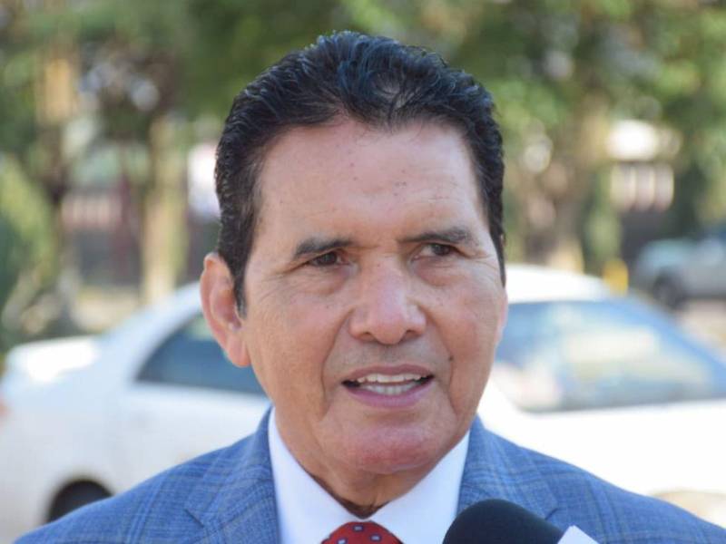 El regidor Eliseo Castro aseguró que la AMDC y el gobierno coordinan proyectos para mejorar la movilidad y el abastecimiento de agua en la capital.