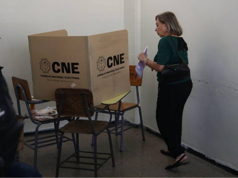 Estados Unidos advirtió que está vigilante de como se desarrolla el proceso electoral de Honduras.