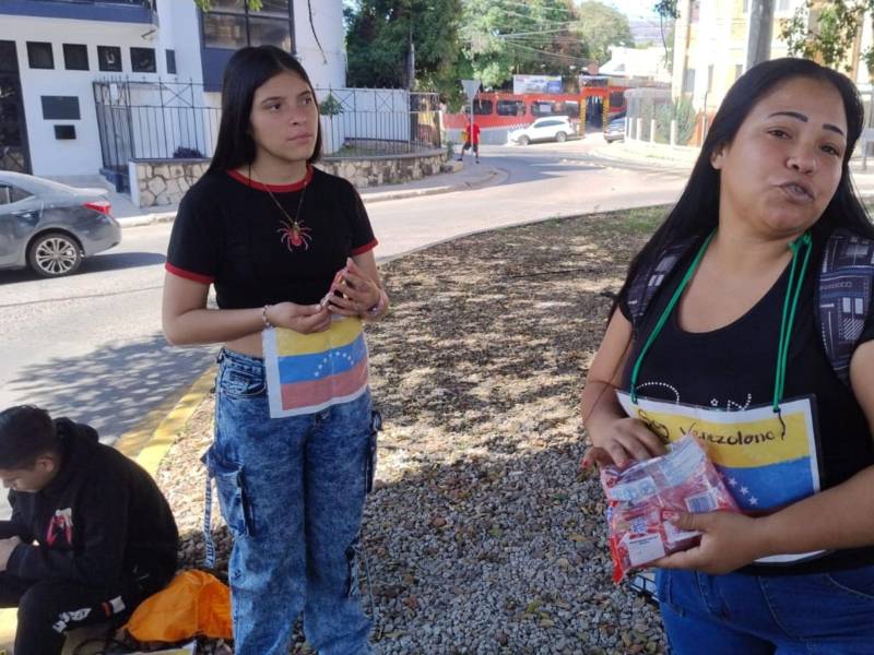 La familia de Milagro Alemán, agradece a Dios la caída del régimen en su país y también el apoyo que encontraron en el pueblo hondureño en su travesía.