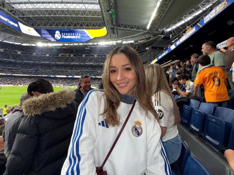 Linda influencer hondureña se codea con jugadores del Real Madrid: ¿Quién es ella?