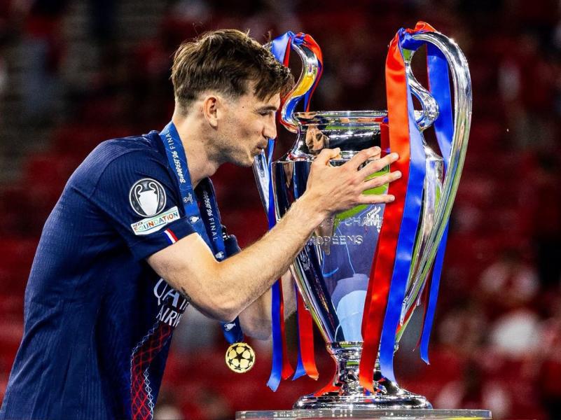 Barcelona tendrá nuevo fichaje: Hansi Flick aprubaba la llegada de otro campeón del Mundo