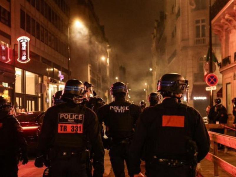 Desorden en París en festejo de aficionados de PSG tras ganar Champions League