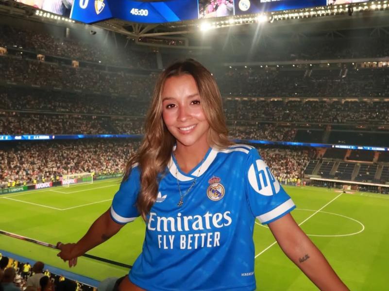 Linda influencer hondureña se codea con jugadores del Real Madrid: ¿Quién es ella?