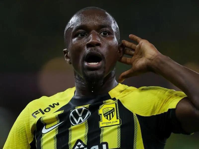 Fichajes: Jugador que pidió Flick al Barceona y millonaria oferta por figura del Real Madrid