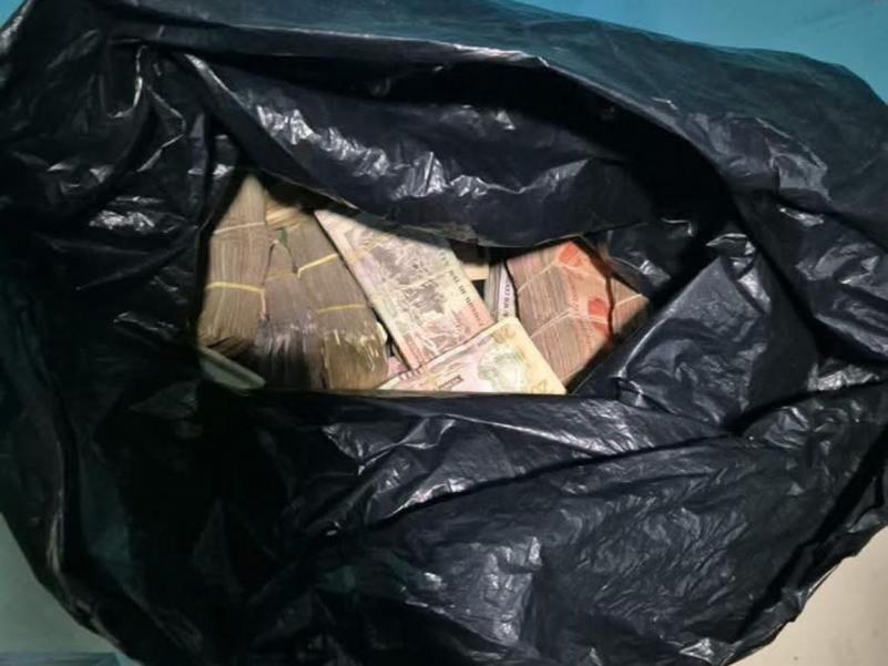 En sus casas y en cajas de plástico tenían guardado dinero de los aportantes de Koriun Inversiones En sus casas y en cajas de plástico tenían guardado dinero de los aportantes de Koriun Inversiones