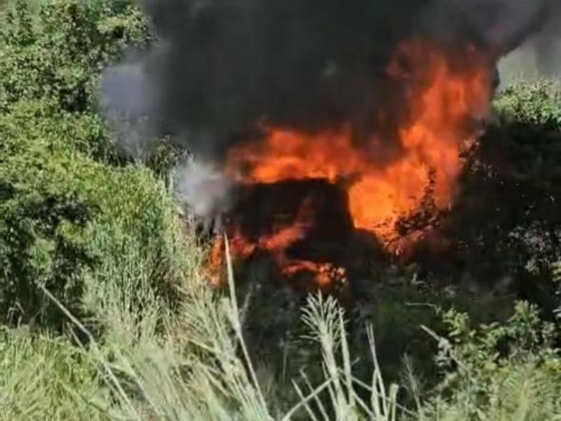 Muerte y llamas: Así ocurrió el accidente de bus en Cofradía que cayó a abismo y se incendió