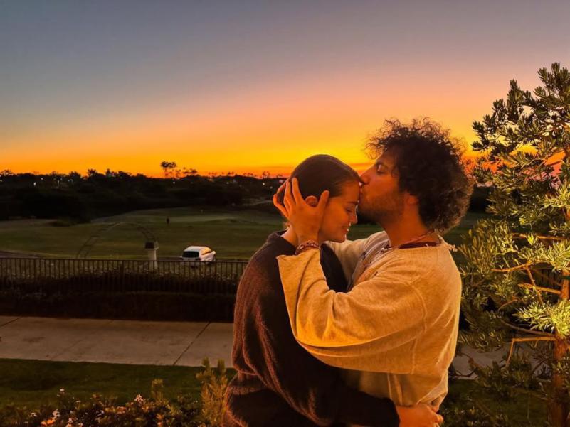 ¿Benny Blanco engañó a Selena Gómez? Esta es la razón que aviva los rumores ¿Benny Blanco engañó a Selena Gómez? Esta es la razón que aviva los rumores