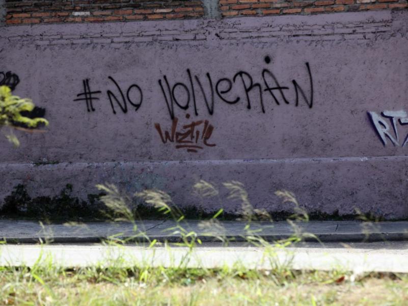 “Regresar a la narcodictadura, ¡jamás!”: invaden la capital con grafitis políticos previo a elecciones