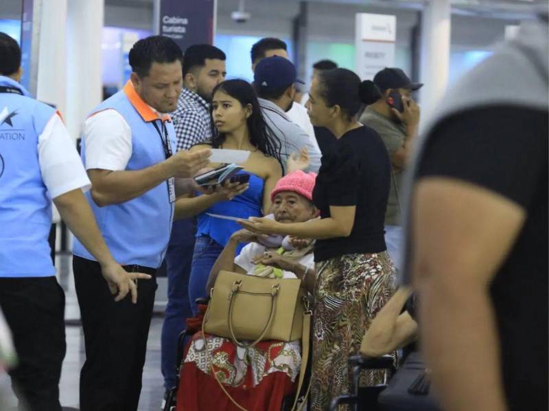 La vacuna contra el sarampión estará disponible en varios aeropuertos, con el fin de evitar la propagación del virus.