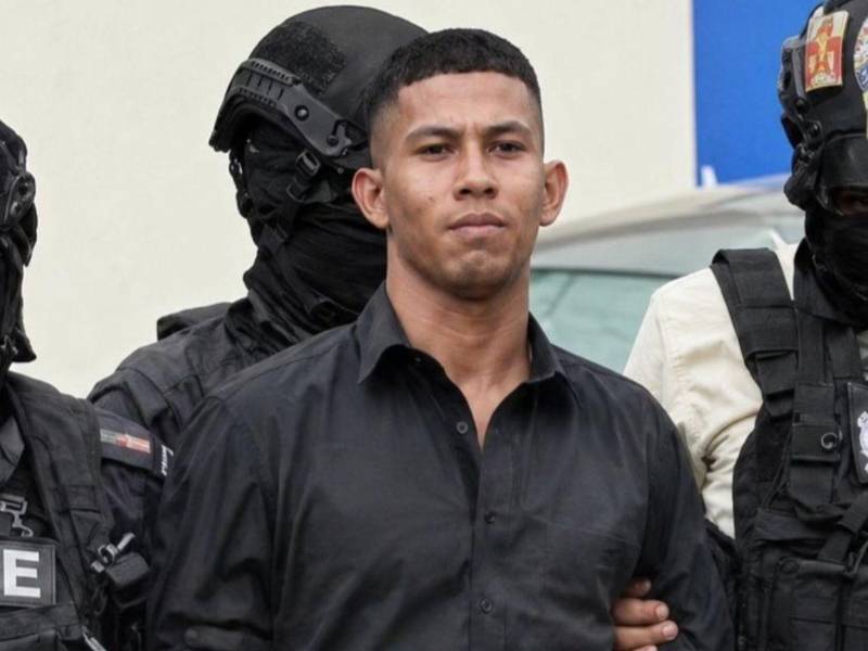 Tras varios días de rastreo en La Ceiba, Atlántida, autoridades capturaron a alias “Gato Negro”, el primer sospechoso detenido por su presunta implicación en la masacre ocurrida en la aldea Rigores el pasado 21 de mayo. ¿Qué se sabe sobre él?