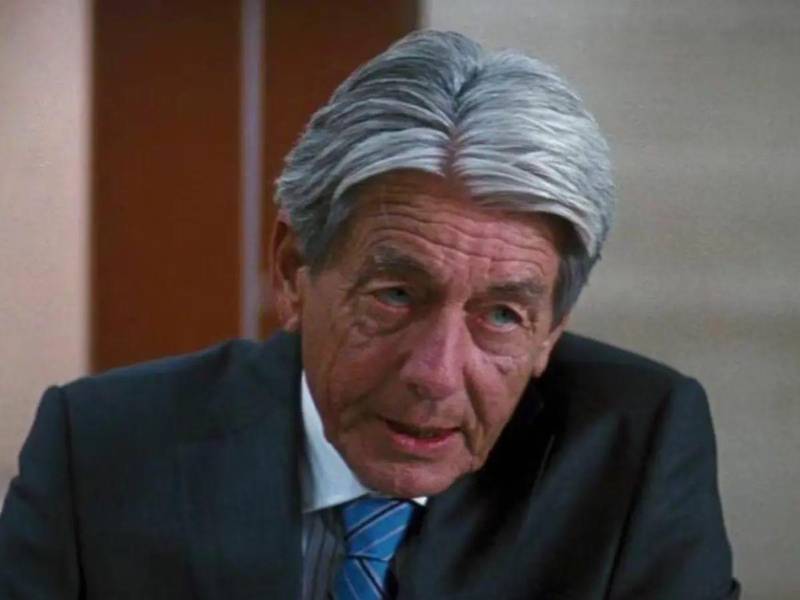 John Nolan, veterano actor y colaborador de Christopher Nolan, murió este 11 de abril de 2026 a los 87 años.