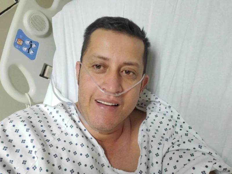 El congresista fue operado por un cirujano mexicano y un especialista estadounidense.