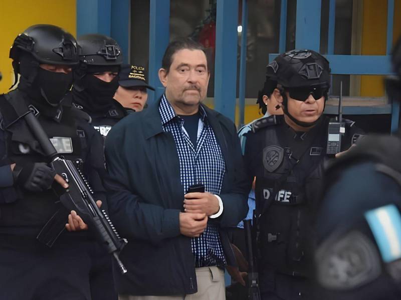 Exdirector de la Tasa de Seguridad recibe arresto domiciliario por caso de corrupción.