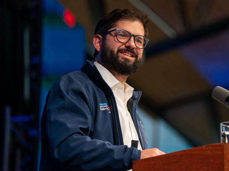 Boric es el quinto presidente de la historia de Chile en convertirse en padre durante su mandato y el primero en casi cien años.