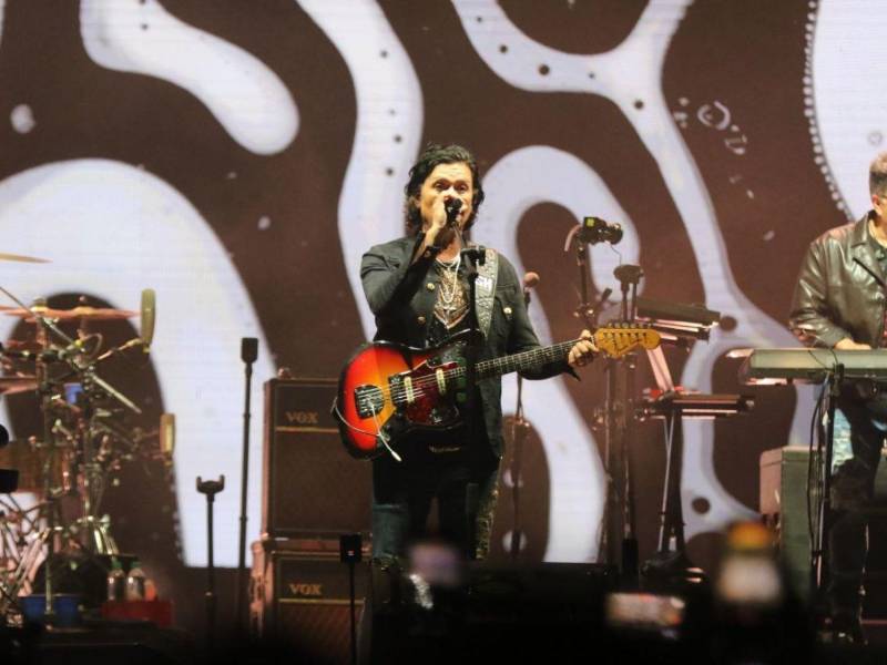 Hubo que esperar casi cuatro décadas, pero Tegucigalpa por fin fue testigo de algo que parecía reservado solo para la nostalgia ajena: Caifanes, en carne propia, sobre un escenario hondureño.
