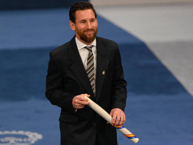 Messi recogió el galardón de manos de la heredera de la Corona de España, Leonor de Borbón y Ortiz.