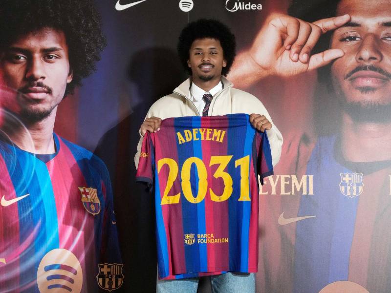 Karim Adeyemi se convirtió en el segundo fichaje del FC Barcelona para la temporada 2026-2027.