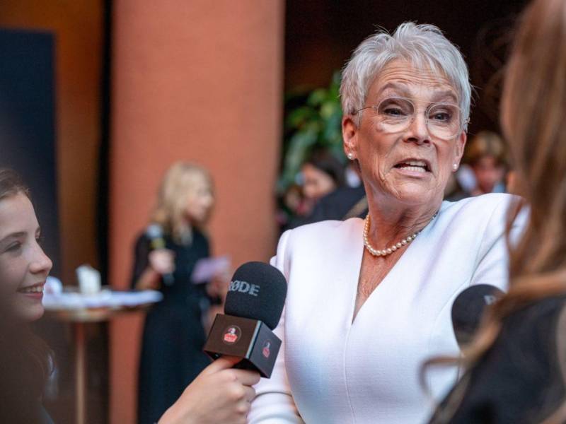 Jamie Lee Curtis habla de sus cirugías y de por qué la hicieron sentir un fraude