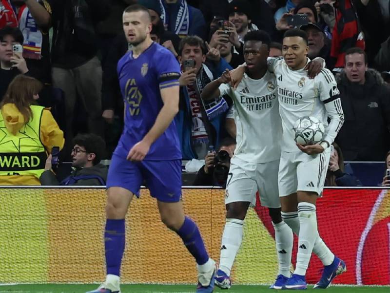 Imágenes del desarrollo del partido.