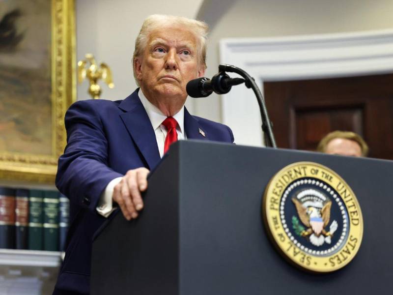 Las medidas que está tomando el presidente Donald Trump sí son aplicables para las personas con estatus irregular, explicó el experto en derecho, José Tercero Midence.