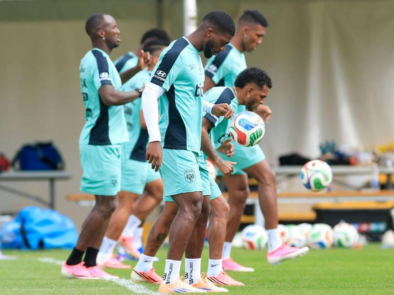 Panamá va por su primer punto mundialista ante una imponente Inglaterra.