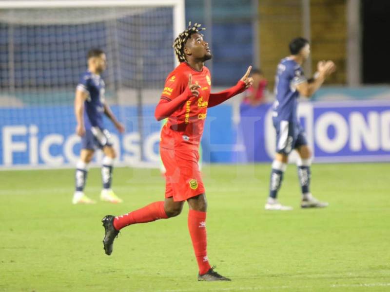 Real España 'tumba' a Motagua y sigue soñando con avanzar a la final del Apertura