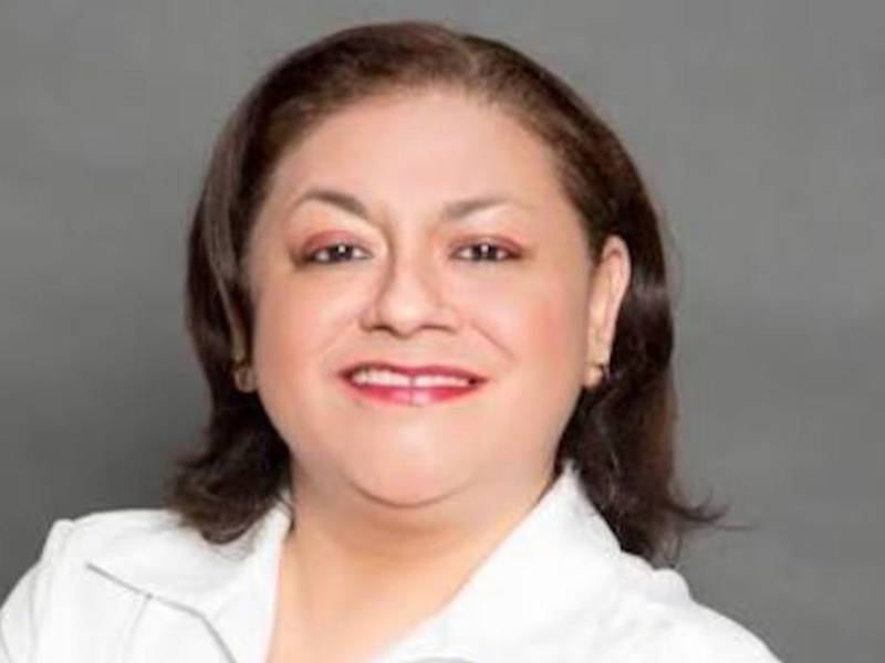 La reportera de Gamavisión, Alma de la Rosa Flores está siendo tendencia tras sufrir un accidente en vivo en Monterrey, Nuevo León.