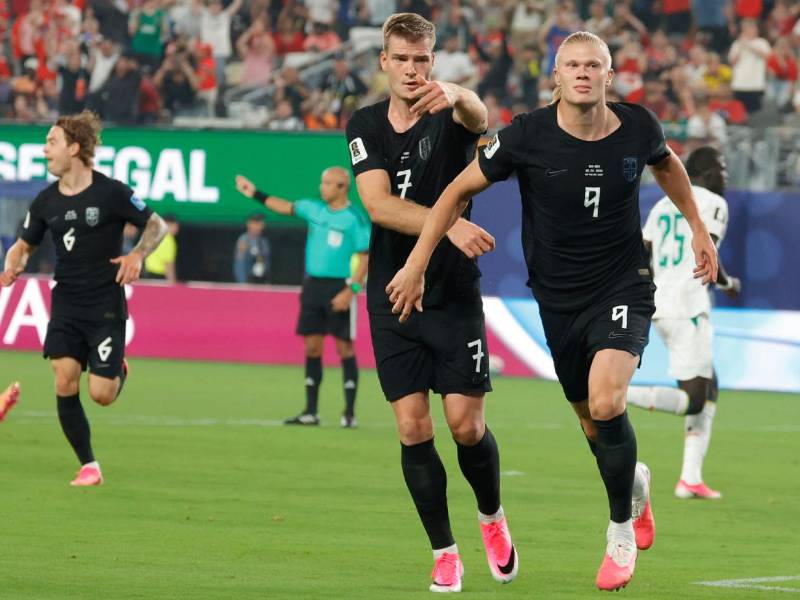 Erling Haaland ha vuelto a marcar otro doblete con la selección de Noruega en su primer Mundial.