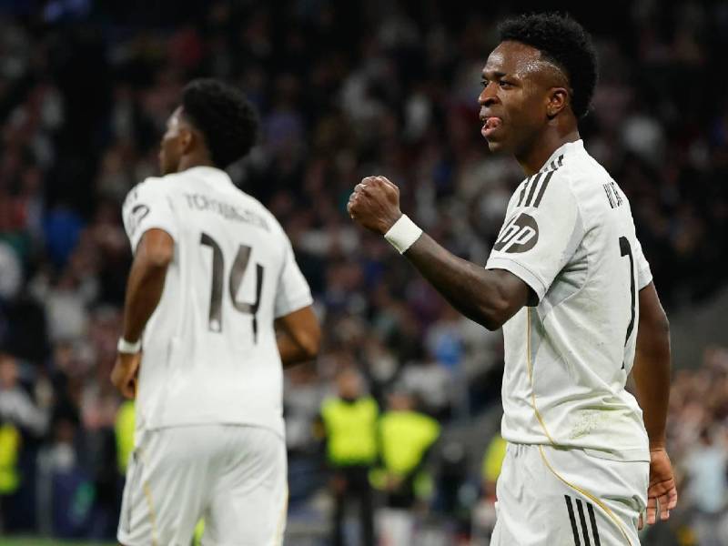 Imágenes del desarrollo del partido.