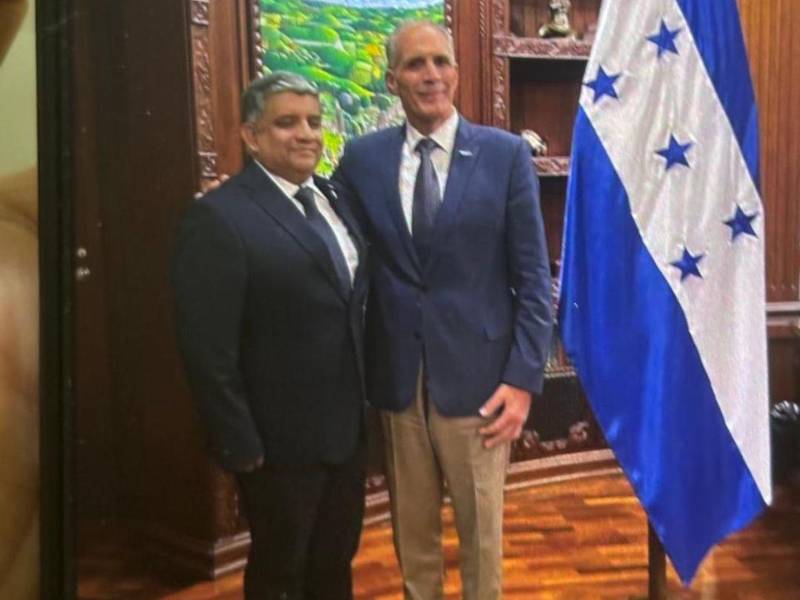 El presidente Juan Nasry Asfura nombró al coronel Roberto Aldana, hombre de confianza de JOH, como director de Investigación e Inteligencia.