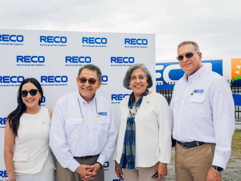 Representantes del sector público y privado, ejecutivos de RECO y colaboradores participaron en el evento.