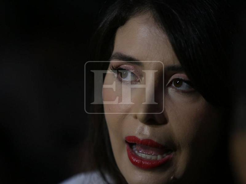 La representante del Partido Nacional en el CNE, <b>Cossette López</b>, ha señalado que todo está listo para iniciar el recuento de las actas con inconsistencias y el voto por voto, pero no hay voluntad de Libre ni del Partido Liberal.