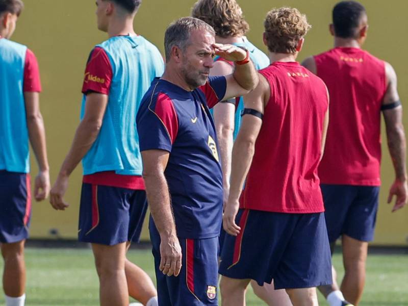 El técnico Hansi Flick ya sabe de la noticia previo a partido de Champions League.