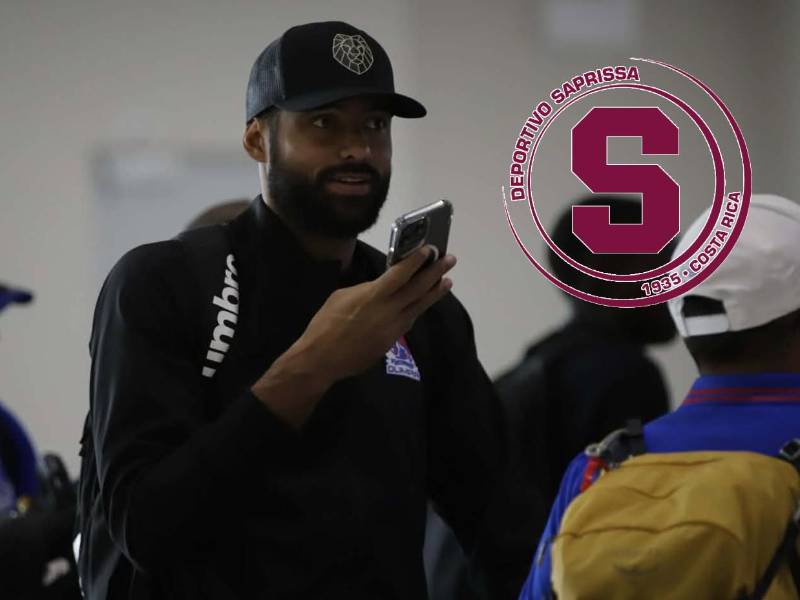 El portero Edrick Menjívar se ha mencionado en el Saprissa de Costa Rica.