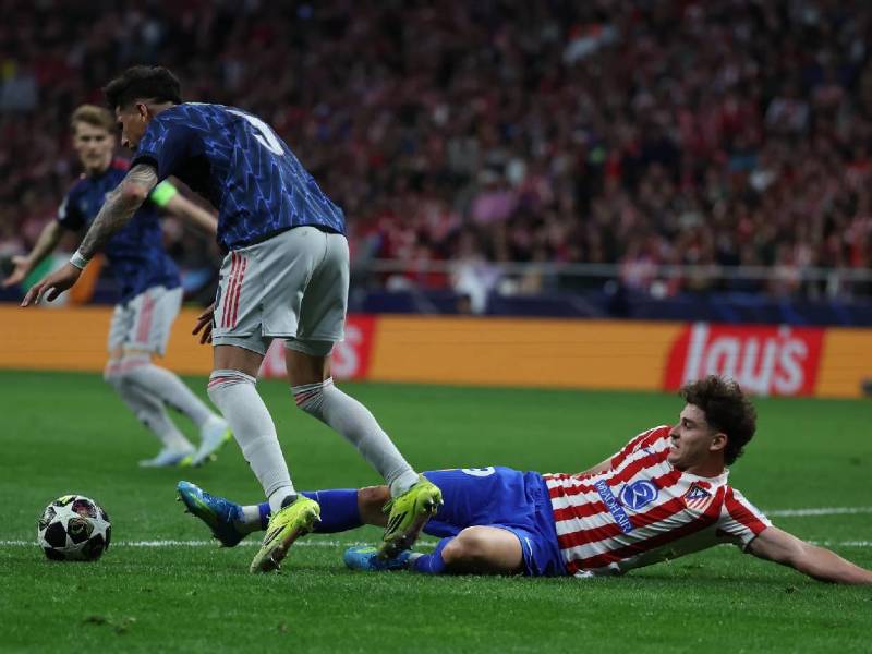 Imágenes del desarrollo del partido.