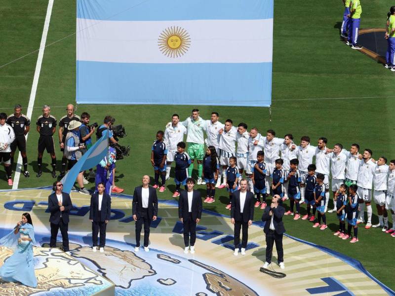 Así fue la interpretación de María Becerra del himno argentino en la final del Mundial