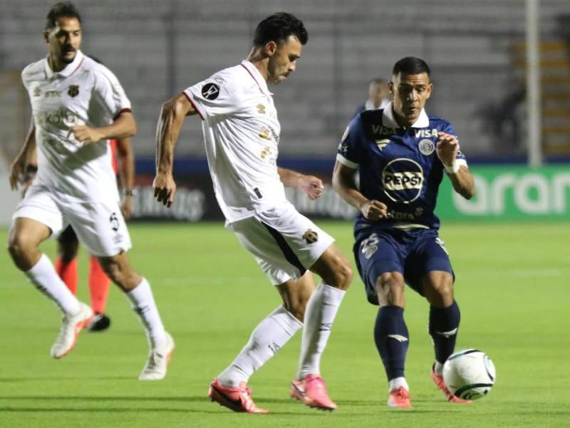 Motagua busca pegar primero en esta semifinal ante el Alajuelense en Copa Centroamericana.