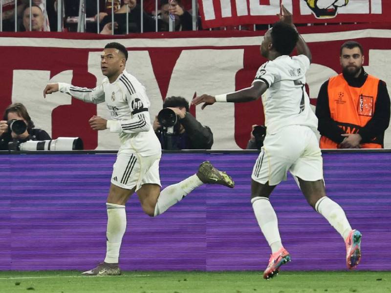 Imágenes del desarrollo del partido.